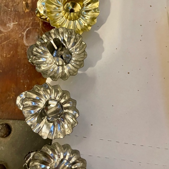 Vintage Candle Holders Reflectors Christmas Tree Clip On Metal Gold W Catcher - Picture 8 of 8